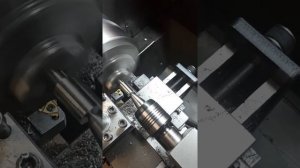 Нарезка дюймовой резьбы электронной гитарой.