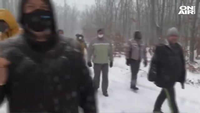 "Любовно писмо до АПИ”: Протест срещу лошото състояние на пътя за Приморско смотреть онлайн