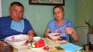 Жизнь в деревне. Шел лесами шел полями