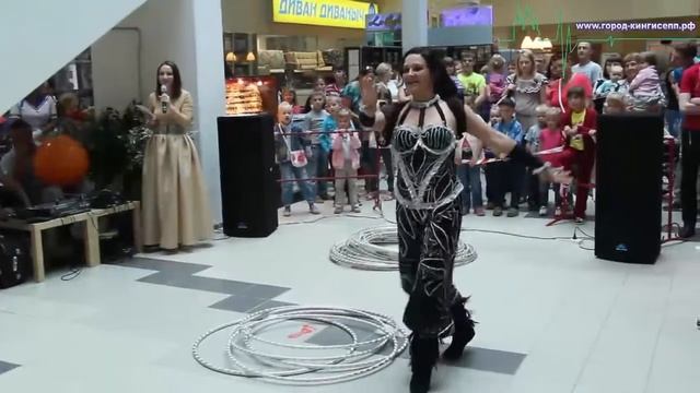 Экстримальный и зажигательный праздник для кингисеппцев смотреть онлайн