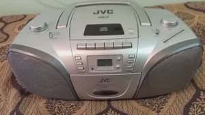 Переносная магнитола JVC RC-EZ53 CD mp3