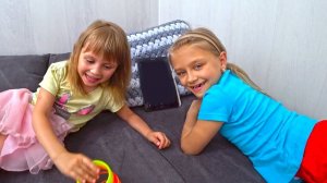 24 часа с Ариной и Ярославой _ Игры для девочек _ Tiki Taki Kids