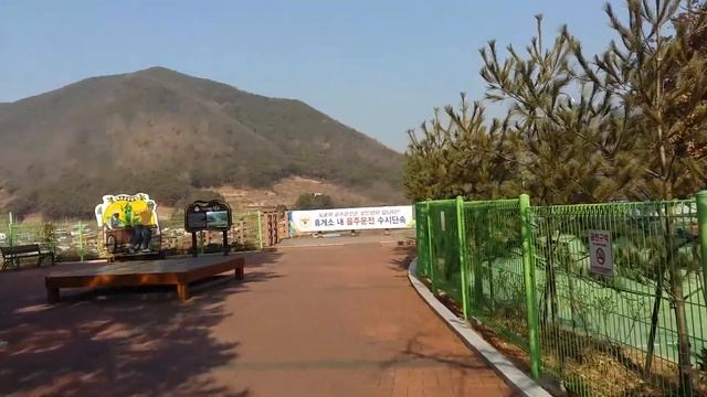 Дорога в Пусан. Остановка в Чонгдо | Южная Корея смотреть онлайн