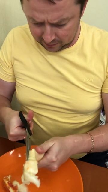 Пробуем Краб Камчатский смотреть онлайн