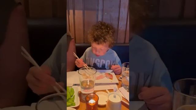 Как правильно кушать палочками смотреть онлайн