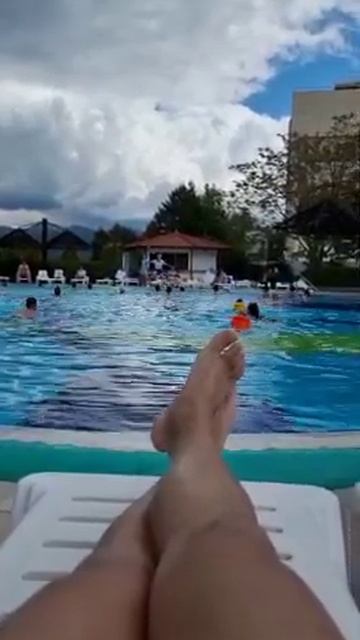 Открытый бассейн смотреть онлайн