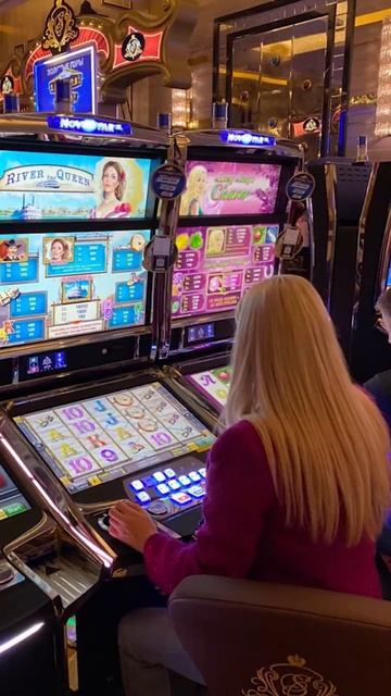 RIXOS/GREEN FLOW/ ПОЛЯНА 1389/CASINO SOCHI/TRATTORIA/HURACAN/ГОРНЫЕ БАНЫ «4 СТИХИИ » смотреть онлайн