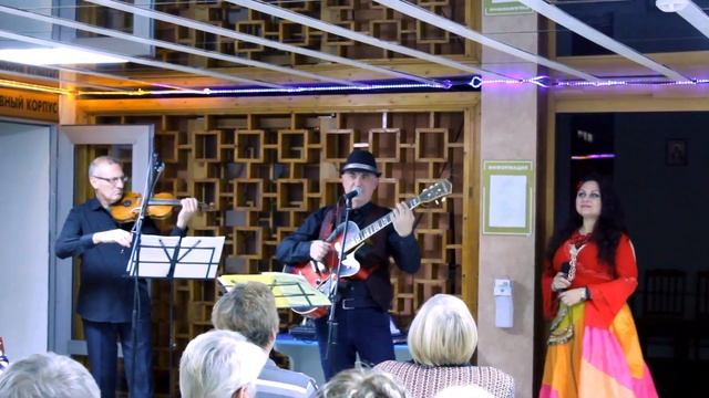 Фрагменты выступления анс. "Шатёр" смотреть онлайн