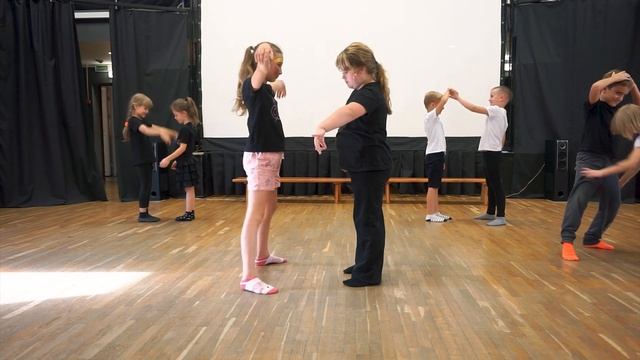 Выступление детей в Городском лагере Acting Camp (Минск, Беларусь)