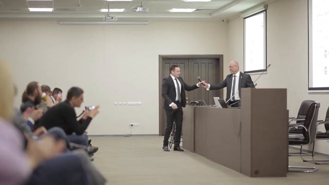 Экономический Бизнес Форум. Киев 15.04.16. OneCoin смотреть онлайн