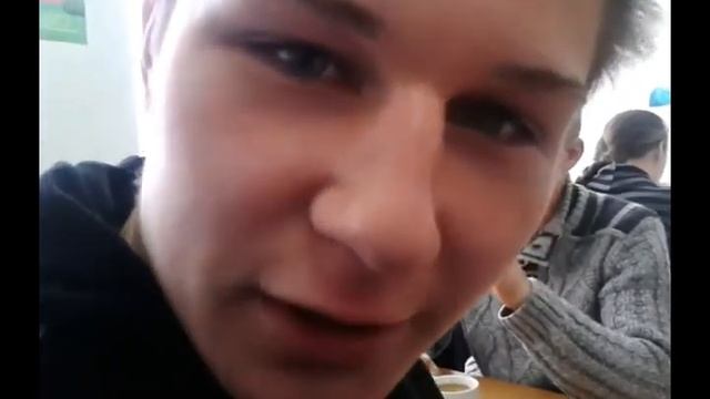 Репортаж из столовой. смотреть онлайн