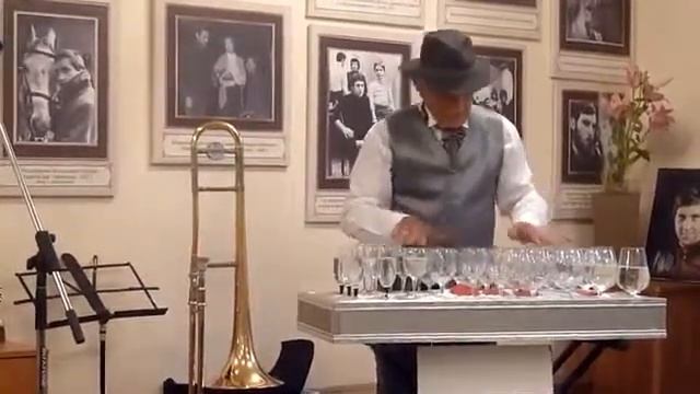 Шоу поющих бокалов Сочи