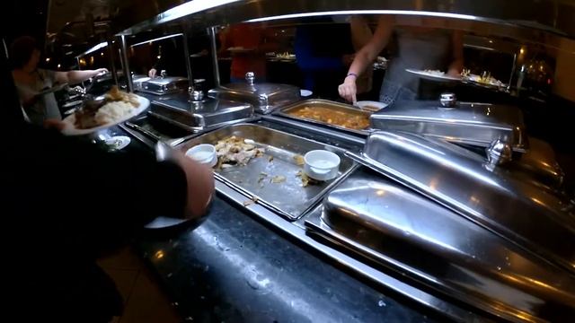 Ужин в CHARMILLION Club Resort 5* 2020 / ЧЕМ КОРМЯТ / Sharm el Sheikh / Egypt / Xiaomi Yi смотреть онлайн