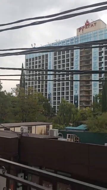 Вид с балкона моего номера. Сочи 8 октября 2022г. Море видно, пляж близко #shorts #short #море #соч