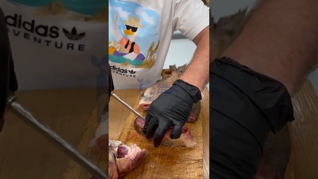 Наша новинка - Северный лещ вяленый🔥 В видео разделали рыбку 🍽 ссылка в комментариях 👇🏻