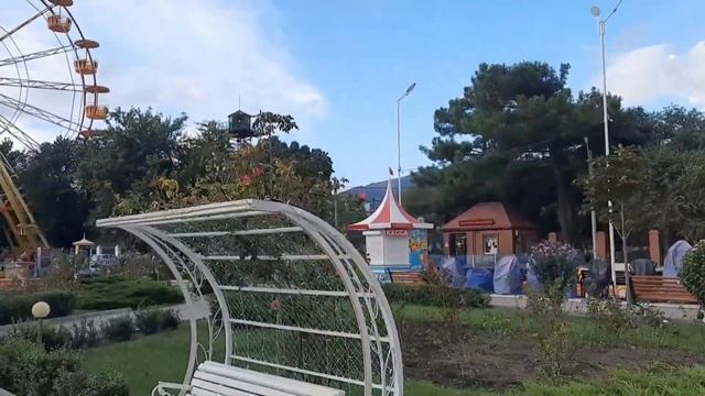 Прогулка по набережной Кабардинки