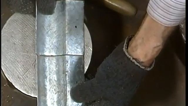 Изготовление кронштейна для крепления на трубе диаметром 50мм. смотреть онлайн