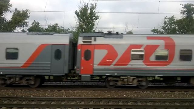 ЭП1М с фирменным поездом смотреть онлайн