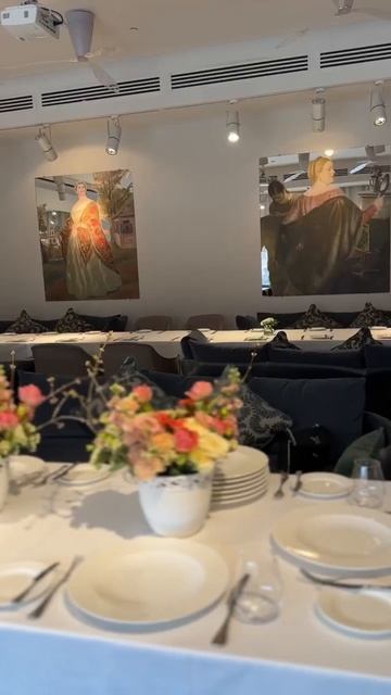 Мишленовский ресторан в Москве и цветочные композиции #flower #rose #art #love смотреть онлайн