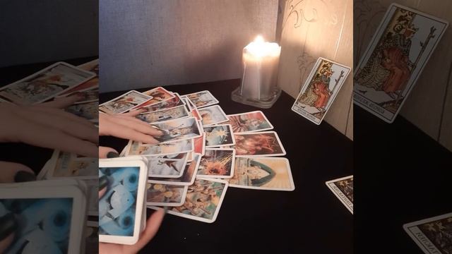 ЧЕТЫРЕ КОРОЛЯ 💛🧡💙💚 Чтобы он хотел вам сегодня сказать? Его мысли 🤫🤔 смотреть онлайн