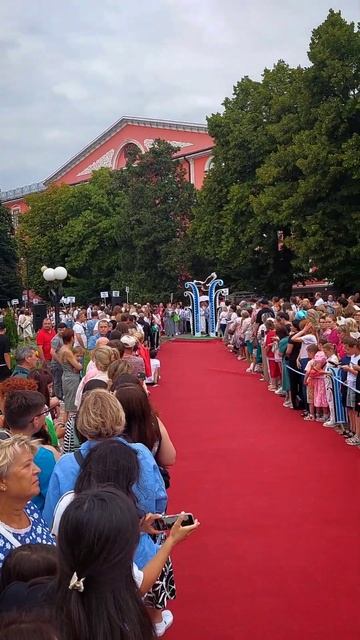 Ессентуки «Хрустальный ИсточникЪ» 2023 смотреть онлайн