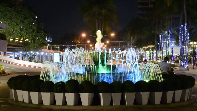 Фонтан в отеле Ambassador City Jomtien смотреть онлайн