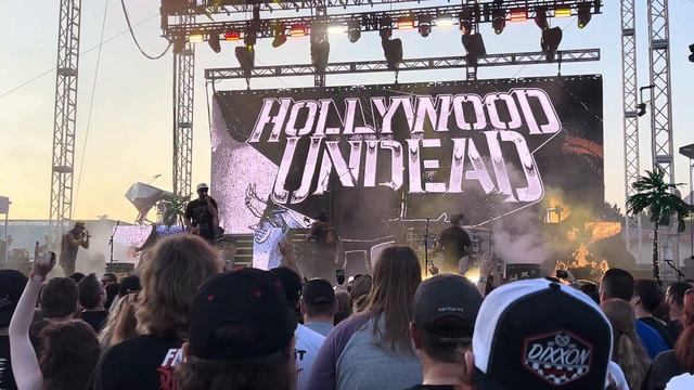 Comin in Hot 4K Quality Live- Hollywood Undead Dubuque IA 7122024