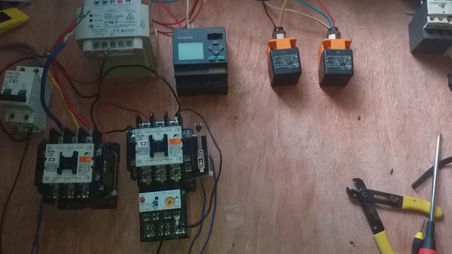 Siemens logo CAR PARKING PART 1 смотреть онлайн