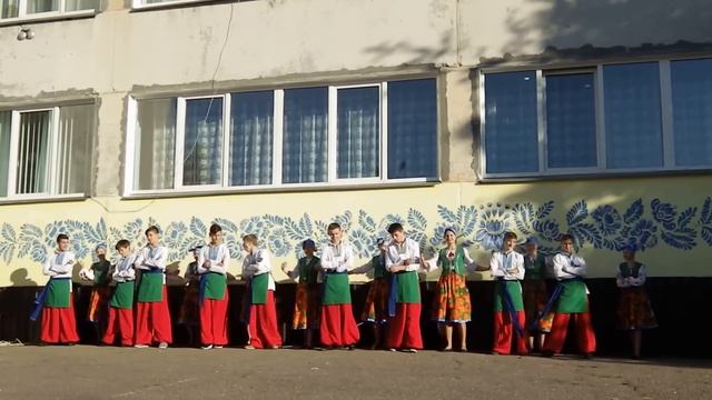 Черкассы 02.10.2015. день учителя. 28 школа. Непоседы смотреть онлайн