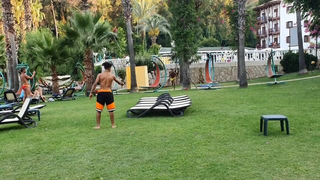 Отель Летунья Фетхие Сальто через 5 лежаков смотреть онлайн