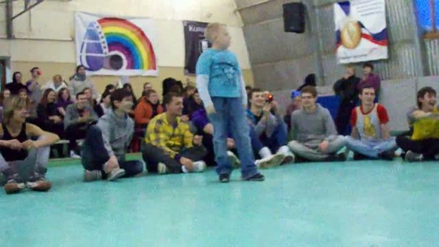 малыш смотреть онлайн