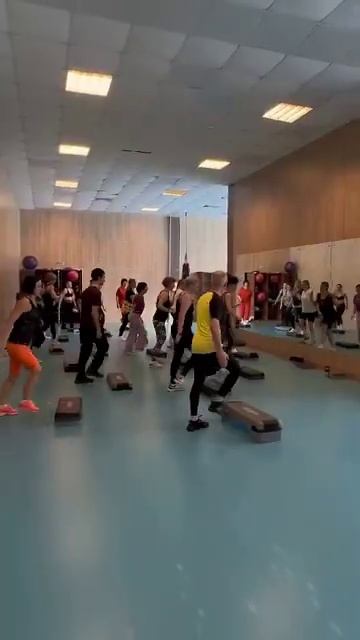 Мини отчет с нашего 3 дневного weekend party в Яхонты Таруса! смотреть онлайн