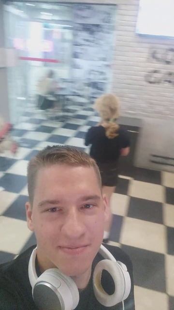 Аниме кафе смотреть онлайн