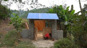 Дорис 14. Дорис делает и навешивает створки на  ворота