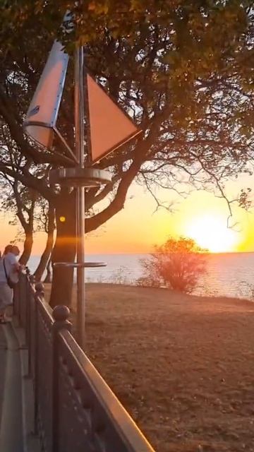 Анапа Малая бухта, закат 26.08.2023 год!!!! смотреть онлайн