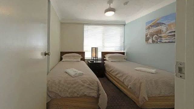 Голд-Кост, Берли-Хедз - Burleigh Beach Tower 4 Star смотреть онлайн