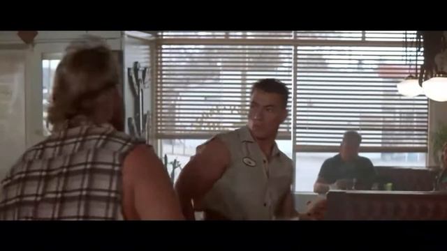 Укробеженцы отказываются платить в ресторане. смотреть онлайн