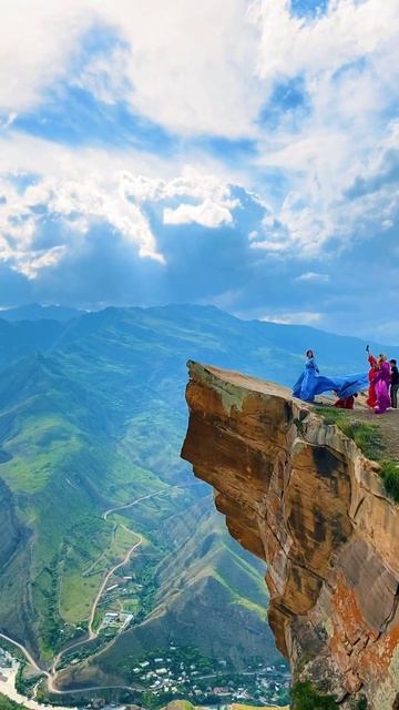 Утесы Старого Гоора #дагестан #travel #атмосфера #coffee #nature #tea #закат #relax #память смотреть онлайн