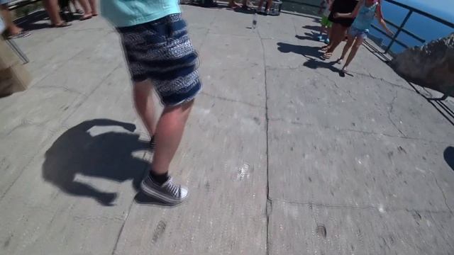 Едем в сторону Ялты. Неудачная попытка попасть на Ласточкино гнездо 26.07.19 смотреть онлайн