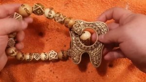 Четки-грызунок для ребенка. Ручная работа. Пирография, выжигание по дереву. Можжевельник.