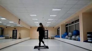ТАНЦУЕМ И ХУДЕЕМ. Степ аеробика с раскладкой