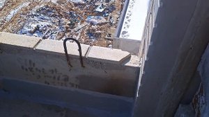 Влаго- барьерная гидроизоляция монтажных швов балконных блоков.