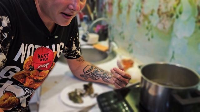 пробую черноморские устрицы прямо из моря сочи смотреть онлайн