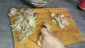 САЛАТ ЗАКУСКА ИЗ КУРИНЫХ ГРЕБЕШКОВ ПО-КОРЕЙСКИ.НИЗКОКАЛОРИЙНЫЙ ПОЛЕЗЕН ДЛЯ КОСТЕЙ,СУСТАВОВ ЗУБОВ