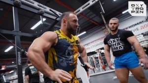 ТРЕНИРОВКА ГРУДНЫХ МЫШЦ С PRO АТЛЕТАМИ КОМАНДЫ OxyTeam