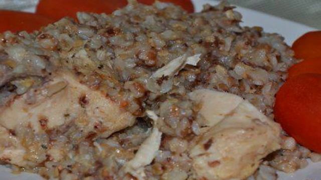 Греча с курицей в мультиварке