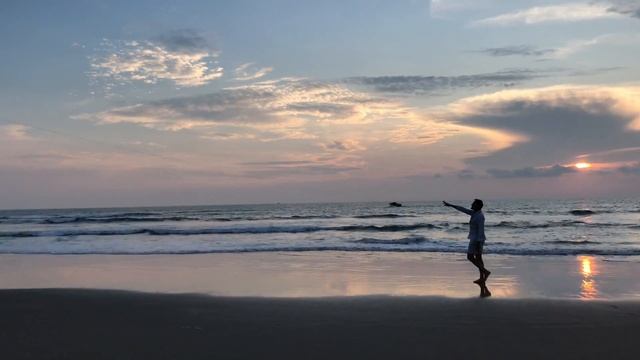 Пляж отеля ITC Grand Goa на закате. Другой Гоа смотреть онлайн