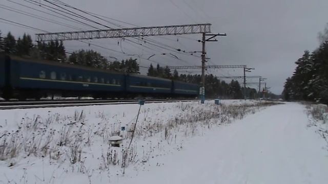 Электровоз ЧС7-053 с поездом № 89 Москва - Жмеринка смотреть онлайн