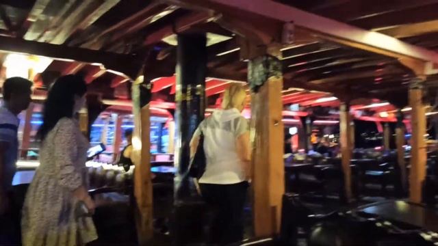 21 Д-6 Алания Ночная прогулка 3 октября смотреть онлайн