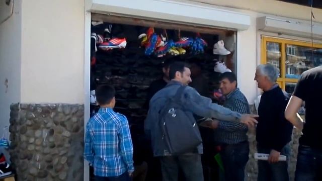 Володимир Чорноус сам розповсюджує свою агітацію смотреть онлайн